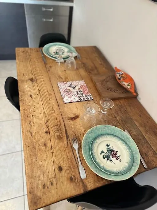 Le Breteuil - Superbe T2 - Plein Centre Apartamento Marselha